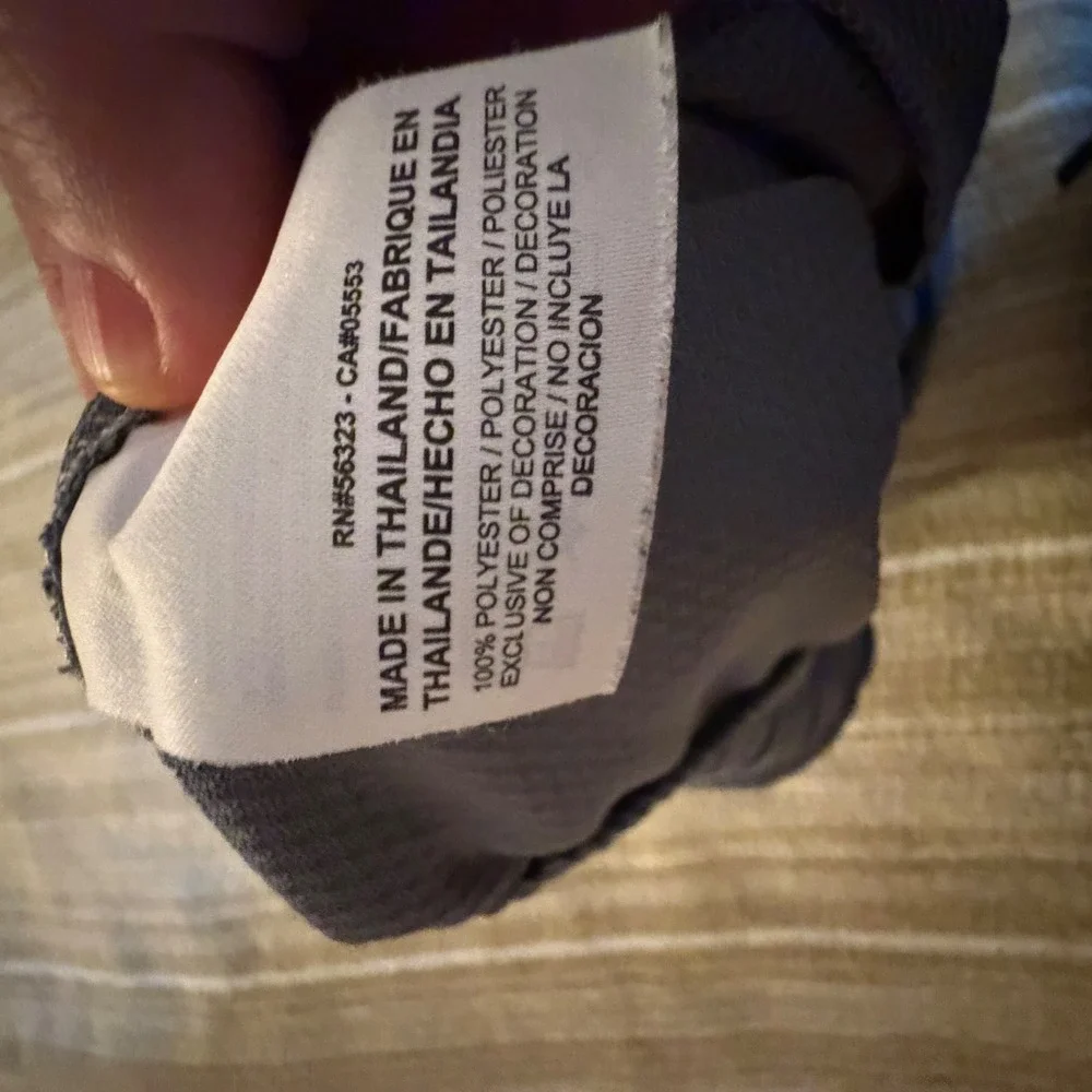 Nike Boys Grey Basketball Shorts Mesh Athletic Gym Pockets Grey Medium M